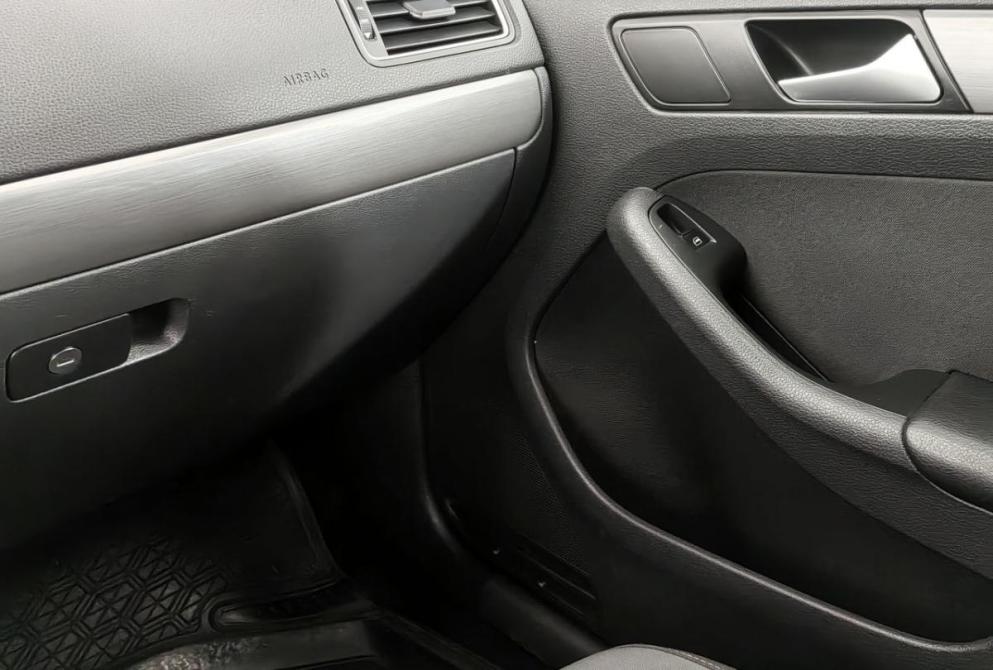 Volkswagen Jetta VI Рестайлинг Волгоград  - изображение 14