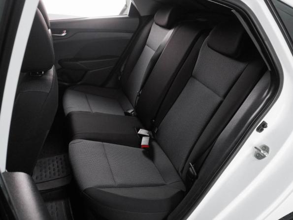 Hyundai Solaris II с пробегом 2020 года, цена 1 379 030 рублей, 82024 км, седан, Автокод Объявления