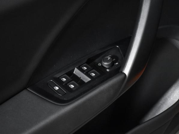 Volkswagen Taos I с пробегом 2021 года, цена 2 310 000 рублей, 61500 км, внедорожник, Автокод Объявления