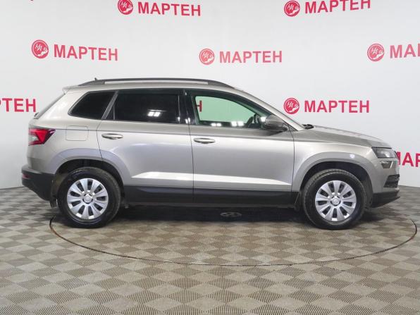 Skoda Karoq I с пробегом 2022 года, цена 2 456 000 рублей, 58369 км, внедорожник, Автокод Объявления