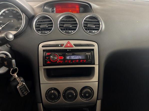 Peugeot 308 I Рестайлинг с пробегом 2011 года, цена 412 000 рублей, 121710 км, хэтчбек, Автокод Объявления