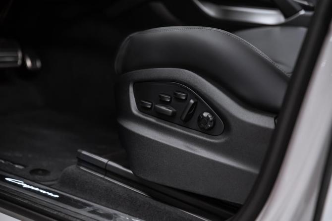 Новый Porsche Cayenne III Рестайлинг 2026 года, цена 17 900 000 рублей, внедорожник, Автокод Объявления