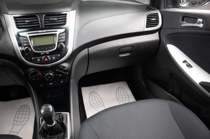 Hyundai Solaris I с пробегом 2011 года, цена 809 000 рублей, 192350 км, седан, Автокод Объявления