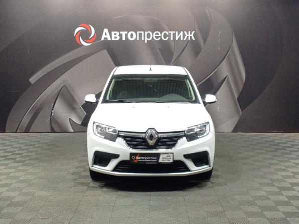Renault Logan II Рестайлинг с пробегом 2022 года, цена 999 000 рублей, 91313 км, седан, Автокод Объявления