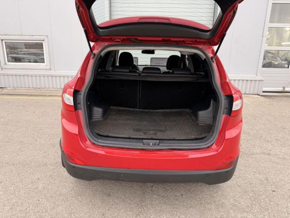 Hyundai ix35 I Рестайлинг с пробегом 2015 года, цена 1 260 000 рублей, 240074 км, внедорожник, Автокод Объявления