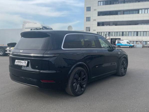 Li Auto (Lixiang) L9 I Рестайлинг с пробегом 2024 года, цена 7 980 000 рублей, 6909 км, внедорожник, Автокод Объявления