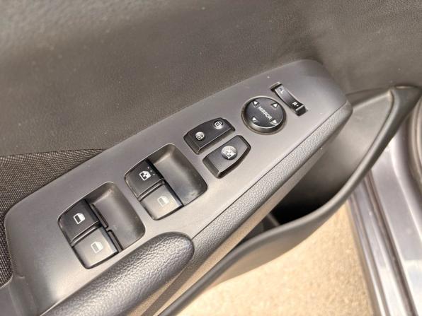 Hyundai Solaris II Рестайлинг с пробегом 2022 года, цена 1 669 000 рублей, 74547 км, седан, Автокод Объявления