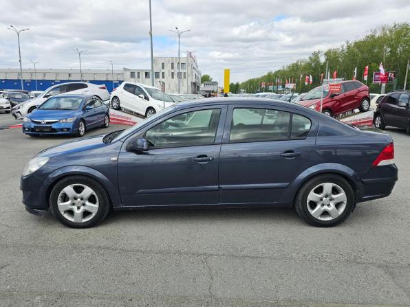 Opel Astra H Рестайлинг с пробегом 2008 года, цена 410 000 рублей, 168731 км, седан, Автокод Объявления
