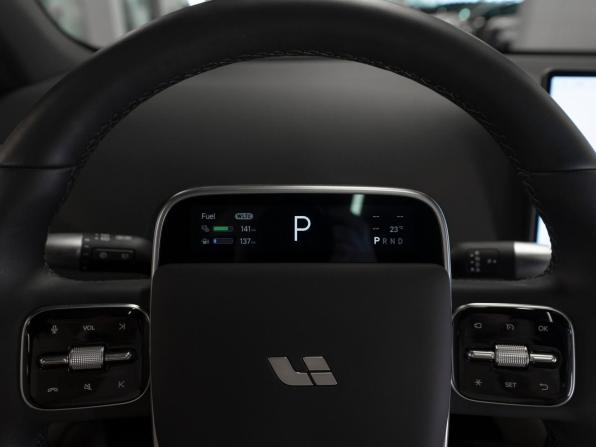 Li Auto (Lixiang) L6 с пробегом 2024 года, цена 6 500 000 рублей, 50 км, внедорожник, Автокод Объявления