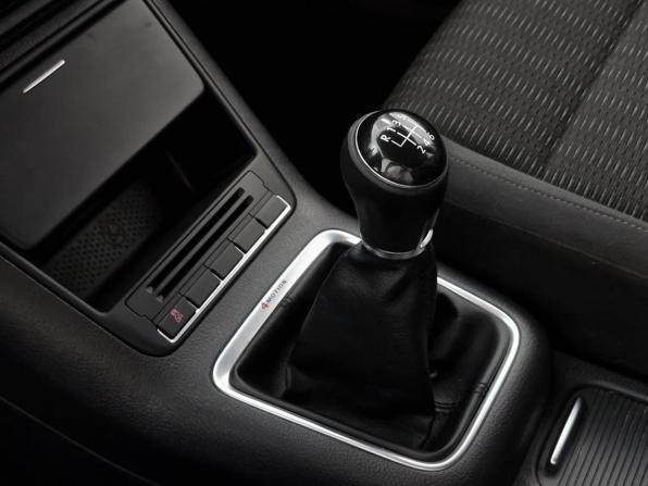 Volkswagen Tiguan I Рестайлинг с пробегом 2011 года, цена 1 059 000 рублей, 178458 км, внедорожник, Автокод Объявления