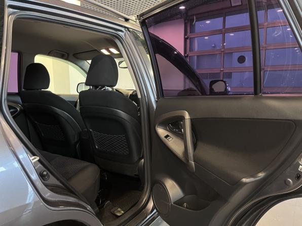 Toyota RAV4 III (XA30) Рестайлинг с пробегом 2012 года, цена 1 367 000 рублей, 243471 км, внедорожник, Автокод Объявления
