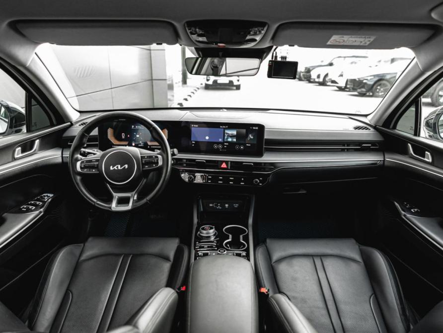 Kia K5 III Рестайлинг Москва  - изображение 12