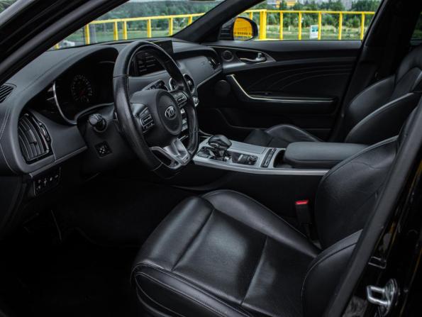 Kia Stinger I Рестайлинг с пробегом 2021 года, цена 2 799 000 рублей, 91110 км, лифтбек, Автокод Объявления