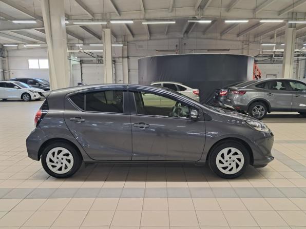 Toyota Aqua I Рестайлинг 2 с пробегом 2019 года, цена 1 390 000 рублей, 100470 км, хэтчбек, Автокод Объявления