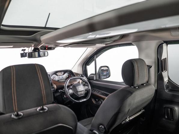 Peugeot Rifter I с пробегом 2021 года, цена 1 505 000 рублей, 44570 км, компактвэн, Автокод Объявления