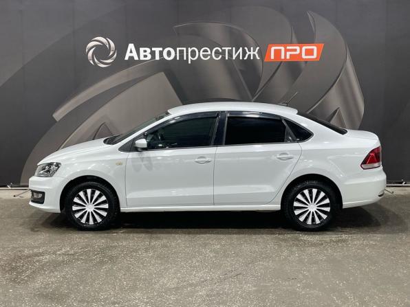 Volkswagen Polo V Рестайлинг с пробегом 2018 года, цена 730 000 рублей, 131329 км, седан, Автокод Объявления