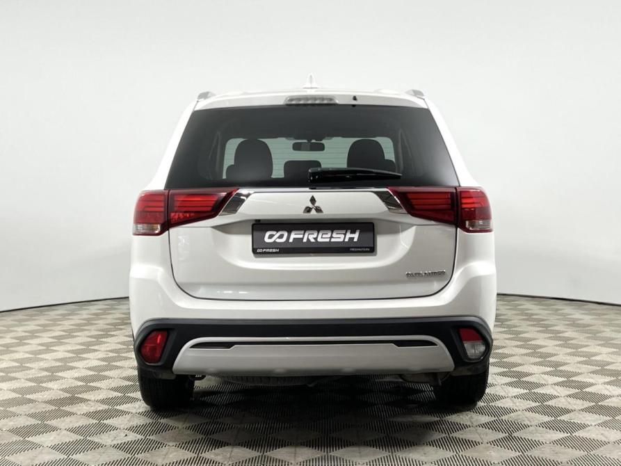 Mitsubishi Outlander III Рестайлинг 3 Казань  - изображение 4