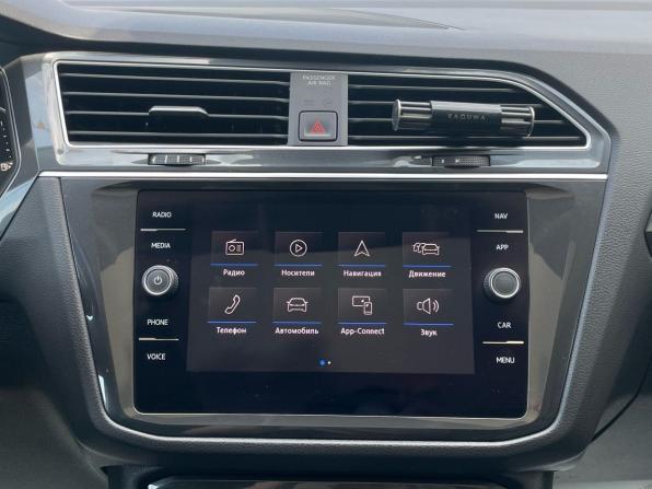 Volkswagen Tiguan II с пробегом 2019 года, цена 2 980 000 рублей, 92385 км, внедорожник, Автокод Объявления