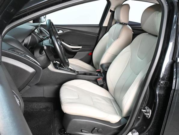 Ford Focus III Рестайлинг с пробегом 2015 года, цена 935 000 рублей, 245794 км, хэтчбек, Автокод Объявления