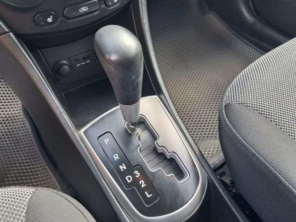 Hyundai Solaris I с пробегом 2013 года, цена 740 000 рублей, 220410 км, седан, Автокод Объявления