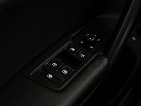 Volkswagen Tiguan II с пробегом 2019 года, цена 3 275 000 рублей, 62658 км, внедорожник, Автокод Объявления