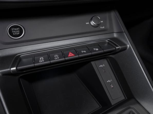 Audi Q3 II (F3) с пробегом 2026 года, цена 4 100 000 рублей, 15 км, внедорожник, Автокод Объявления