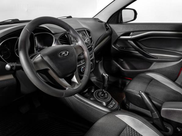 Lada (ВАЗ) Vesta I с пробегом 2016 года, цена 787 900 рублей, 76500 км, седан, Автокод Объявления