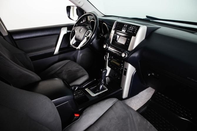 Toyota Land Cruiser Prado 150 Series с пробегом 2013 года, цена 3 299 000 рублей, 167800 км, внедорожник, Автокод Объявления