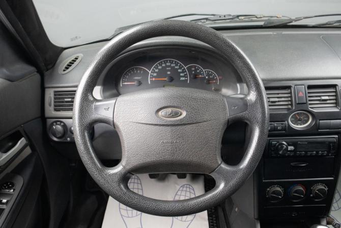 Lada (ВАЗ) Priora I с пробегом 2010 года, цена 399 000 рублей, 104483 км, седан, Автокод Объявления