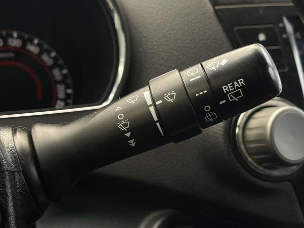 Toyota Highlander II (XU40) Рестайлинг с пробегом 2012 года, цена 1 947 000 рублей, 187400 км, внедорожник, Автокод Объявления
