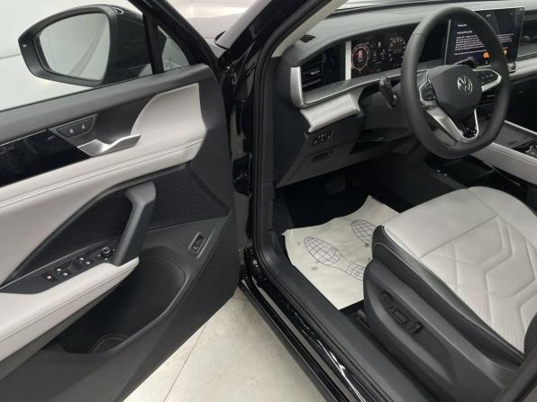 Новый Volkswagen Tayron II (China Market) 2026 года, цена 4 099 000 рублей, внедорожник, Автокод Объявления