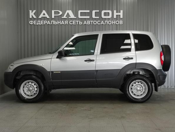 Chevrolet Niva I Рестайлинг с пробегом 2017 года, цена 670 000 рублей, 133984 км, внедорожник, Автокод Объявления