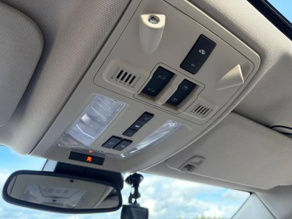 Cadillac SRX II Рестайлинг с пробегом 2013 года, цена 1 765 000 рублей, 73000 км, внедорожник, Автокод Объявления