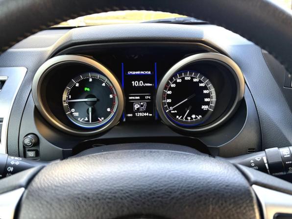 Toyota Land Cruiser Prado 150 Series Рестайлинг 1 с пробегом 2015 года, цена 3 800 000 рублей, 129239 км, внедорожник, Автокод Объявления
