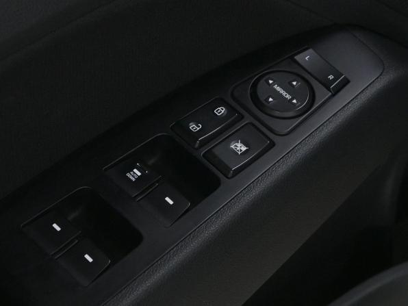 Hyundai Elantra VI (AD) Рестайлинг с пробегом 2020 года, цена 1 364 000 рублей, 146000 км, седан, Автокод Объявления