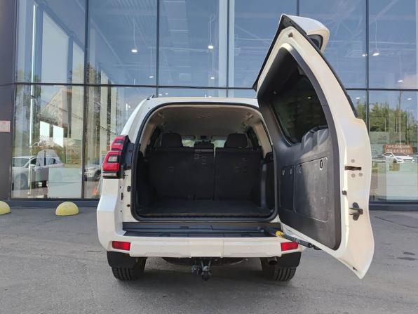 Toyota Land Cruiser Prado 150 Series Рестайлинг 2 с пробегом 2019 года, цена 5 450 000 рублей, 72000 км, внедорожник, Автокод Объявления