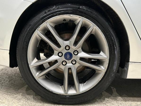 Ford Fusion (North America) II с пробегом 2016 года, цена 899 000 рублей, 254505 км, седан, Автокод Объявления