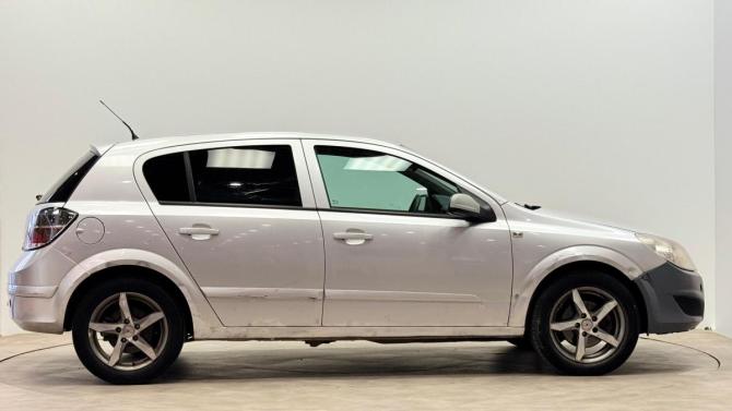 Opel Astra H Рестайлинг с пробегом 2007 года, цена 150 000 рублей, 384000 км, хэтчбек, Автокод Объявления