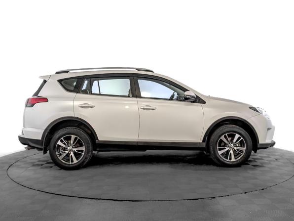 Toyota RAV4 IV (XA40) Рестайлинг с пробегом 2017 года, цена 2 325 000 рублей, 141616 км, внедорожник, Автокод Объявления