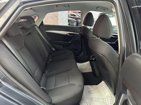 Hyundai i40 I Рестайлинг с пробегом 2015 года, цена 1 365 000 рублей, 92353 км, седан, Автокод Объявления