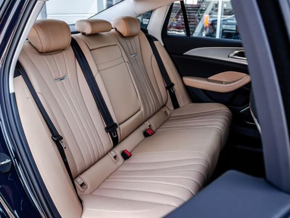 Hongqi H5 II с пробегом 2024 года, цена 3 229 000 рублей, 21222 км, седан, Автокод Объявления