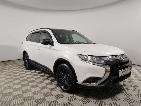 Mitsubishi Outlander III Рестайлинг 3 с пробегом 2021 года, цена 2 219 000 рублей, 113269 км, внедорожник, Автокод Объявления