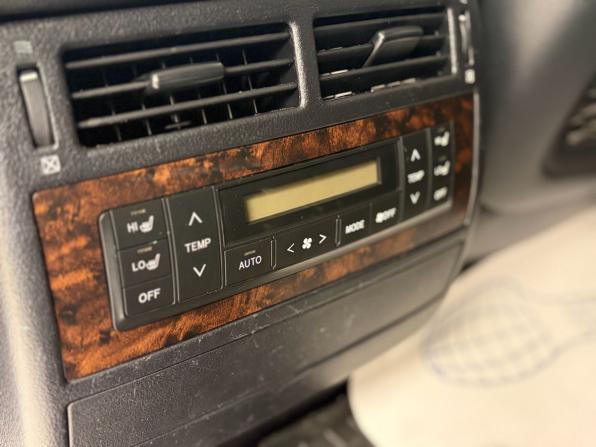 Toyota Land Cruiser 200 Series с пробегом 2011 года, цена 3 359 900 рублей, 218118 км, внедорожник, Автокод Объявления
