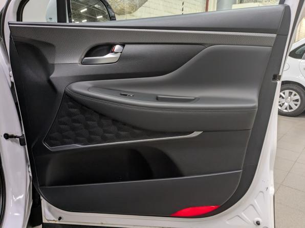 Hyundai Santa Fe IV с пробегом 2019 года, цена 2 895 000 рублей, 91153 км, внедорожник, Автокод Объявления