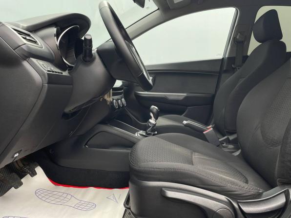 Kia Rio III Рестайлинг с пробегом 2016 года, цена 899 000 рублей, 252411 км, седан, Автокод Объявления
