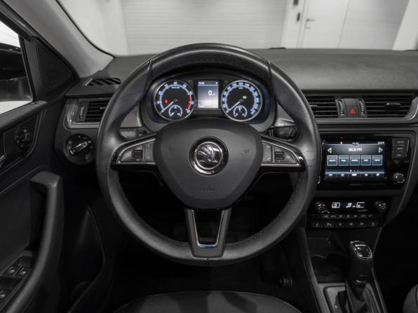 Skoda Rapid I Рестайлинг с пробегом 2018 года, цена 1 575 000 рублей, 71916 км, лифтбек, Автокод Объявления