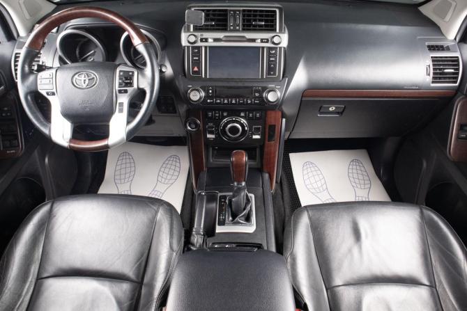 Toyota Land Cruiser Prado 150 Series Рестайлинг 2 с пробегом 2015 года, цена 3 669 000 рублей, 206000 км, внедорожник, Автокод Объявления