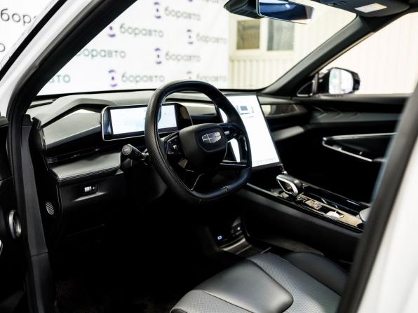 Geely Atlas II с пробегом 2023 года, цена 2 360 000 рублей, 80284 км, внедорожник, Автокод Объявления