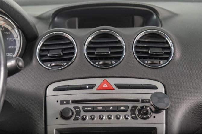 Peugeot 308 I Рестайлинг с пробегом 2011 года, цена 549 000 рублей, 241000 км, хэтчбек, Автокод Объявления