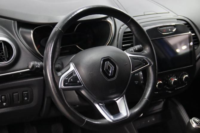 Renault Kaptur I Рестайлинг с пробегом 2021 года, цена 1 295 950 рублей, 129336 км, внедорожник, Автокод Объявления